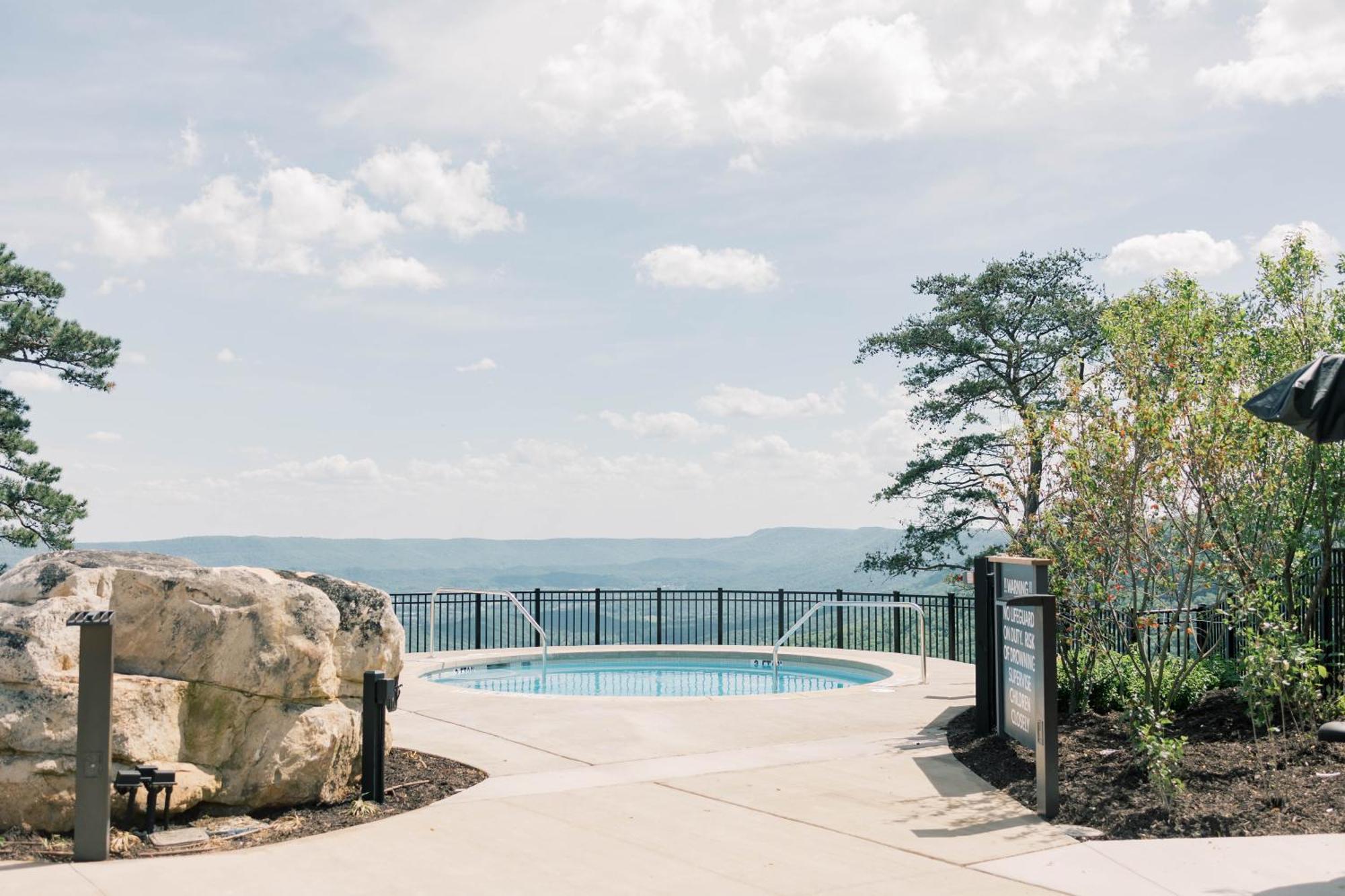 Cloudland At Mclemore Resort Lookout Mountain, Curio By Hilton Rising Fawn Exteriör bild