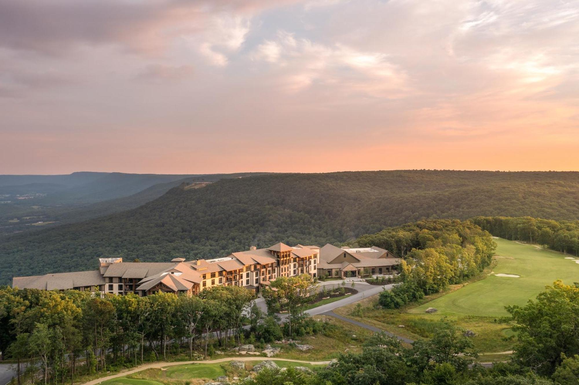 Cloudland At Mclemore Resort Lookout Mountain, Curio By Hilton Rising Fawn Exteriör bild